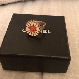 CHANEL flower daisy ring